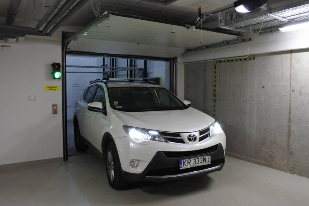 Boutique 109 - Old City, Luxury Apt. With A Garage Krakov Exteriér fotografie
